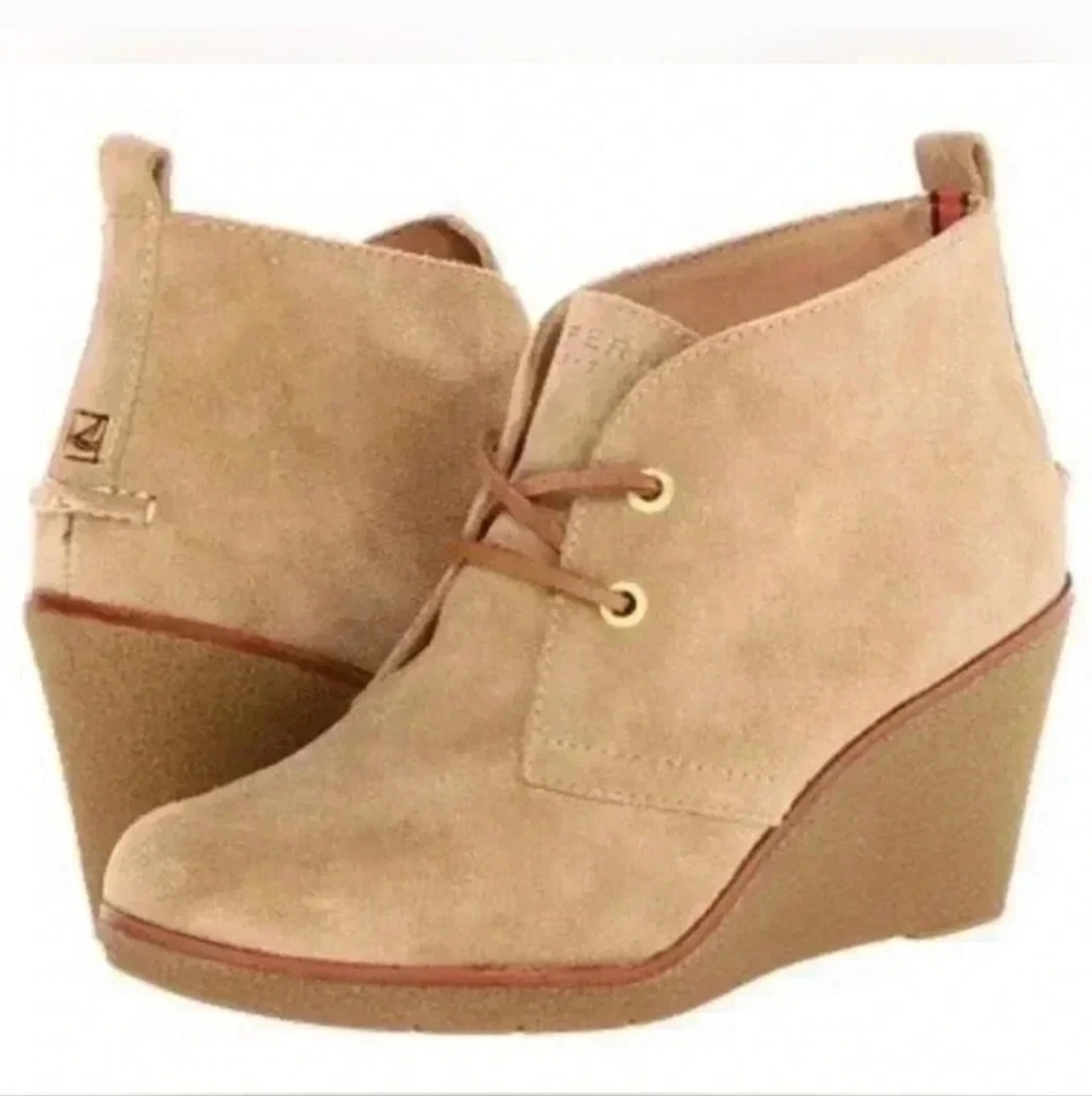 SPERRY TOP SIDER WOMEN'S HARLOW TAN SUEDE WEDGE CHUKKA BOOTIE SZ 9